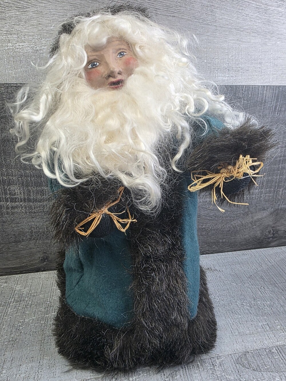 1994 Lynette Dager Treasures of the Heart #100 Apple & Spice Santa Claus b320
